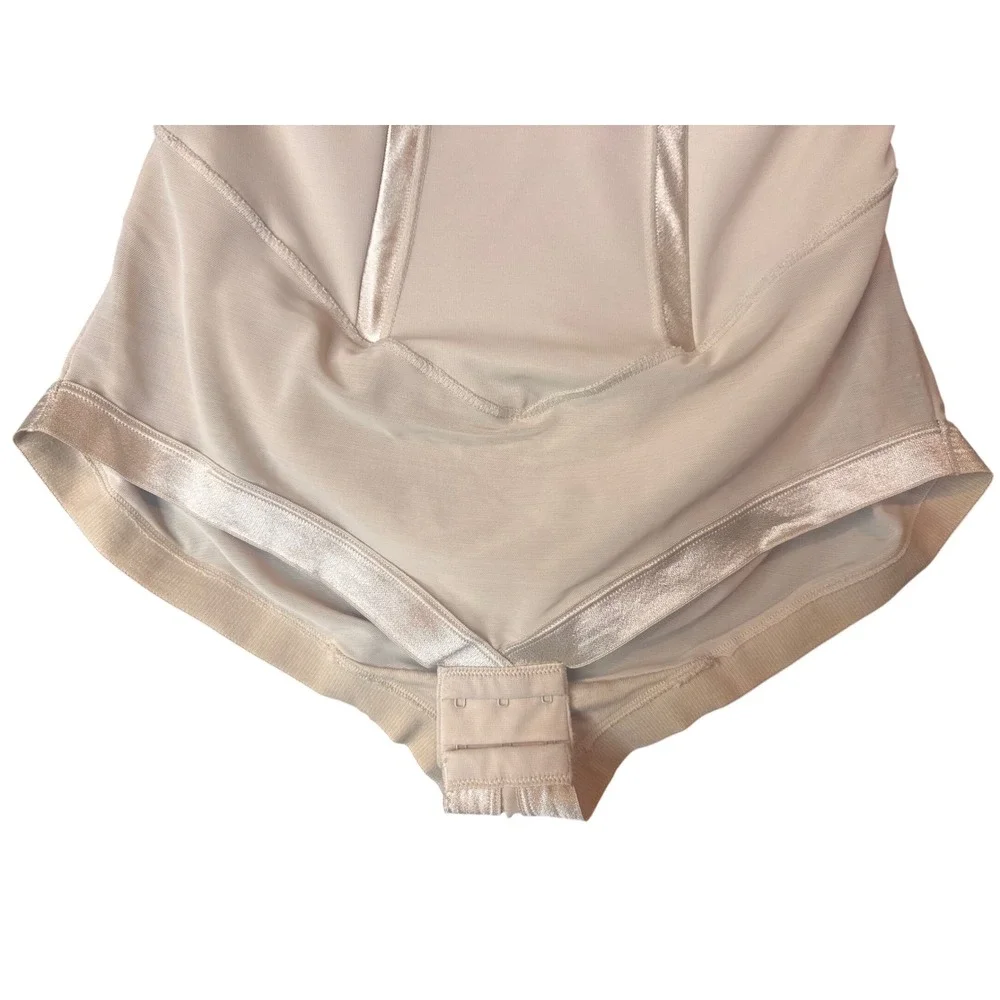 Nude Underwire Shapewear Bodysuit with Satin Trim 40D FL1256